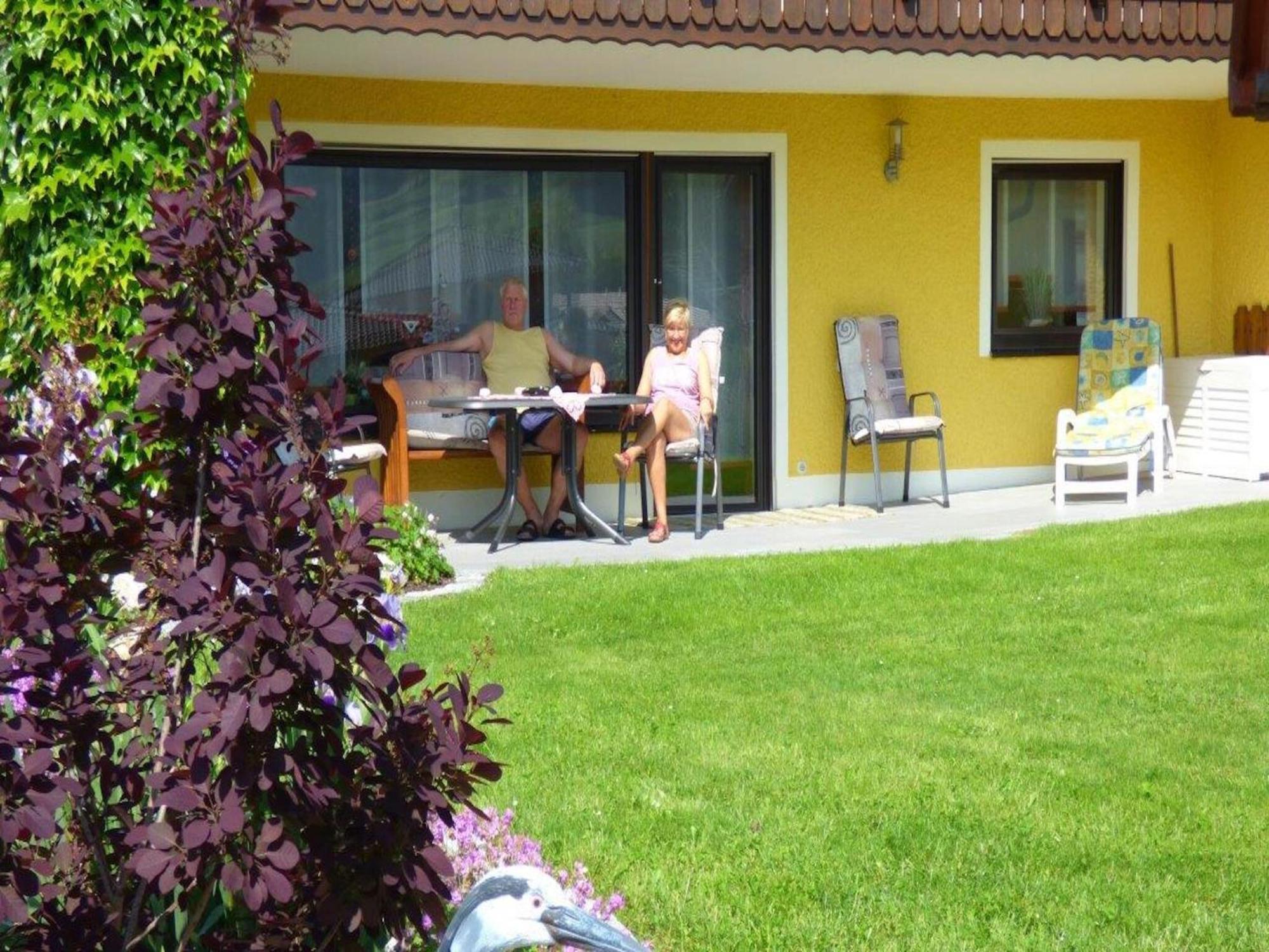 Scenic Apartment With Balcony Garden Deckchairs Barbecue Gleißenberg Esterno foto